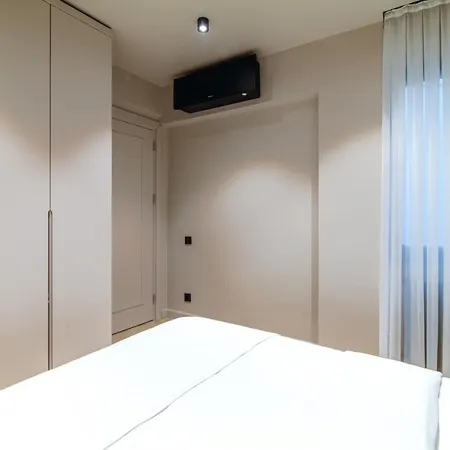 Chic And Convenient Flat In Central Besiktas Daire İstanbul